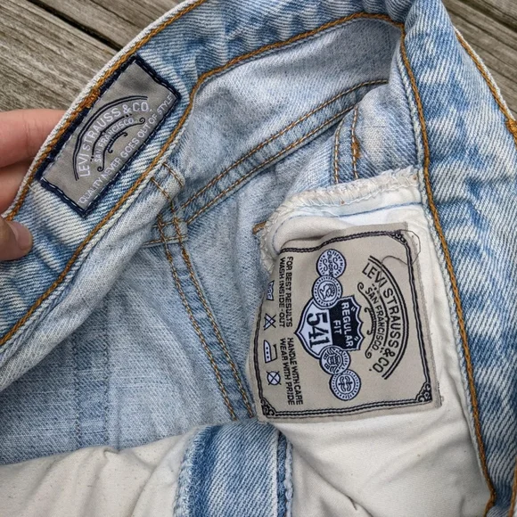 Vintage 80's 90's Levi's 541 Silver Tab Distressed Denim Jeans
